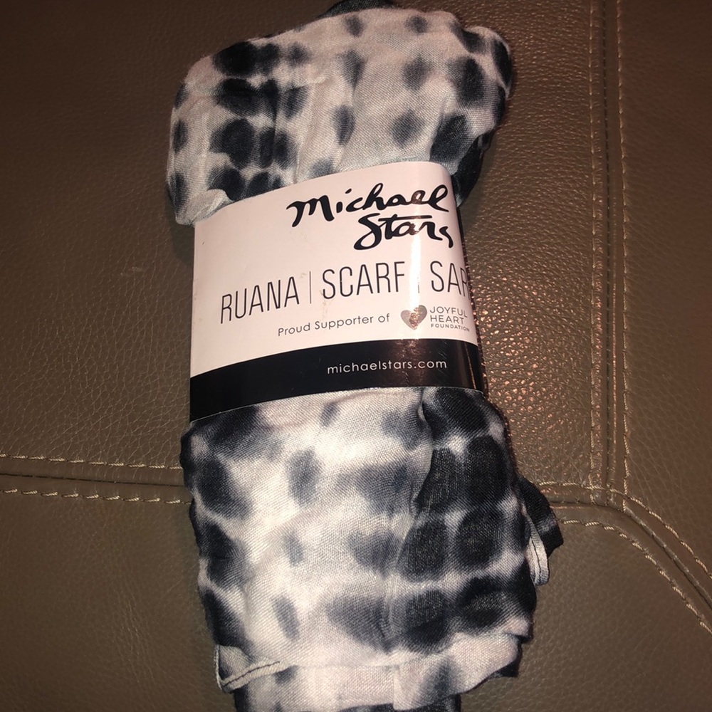 michael stars tie dye scarf